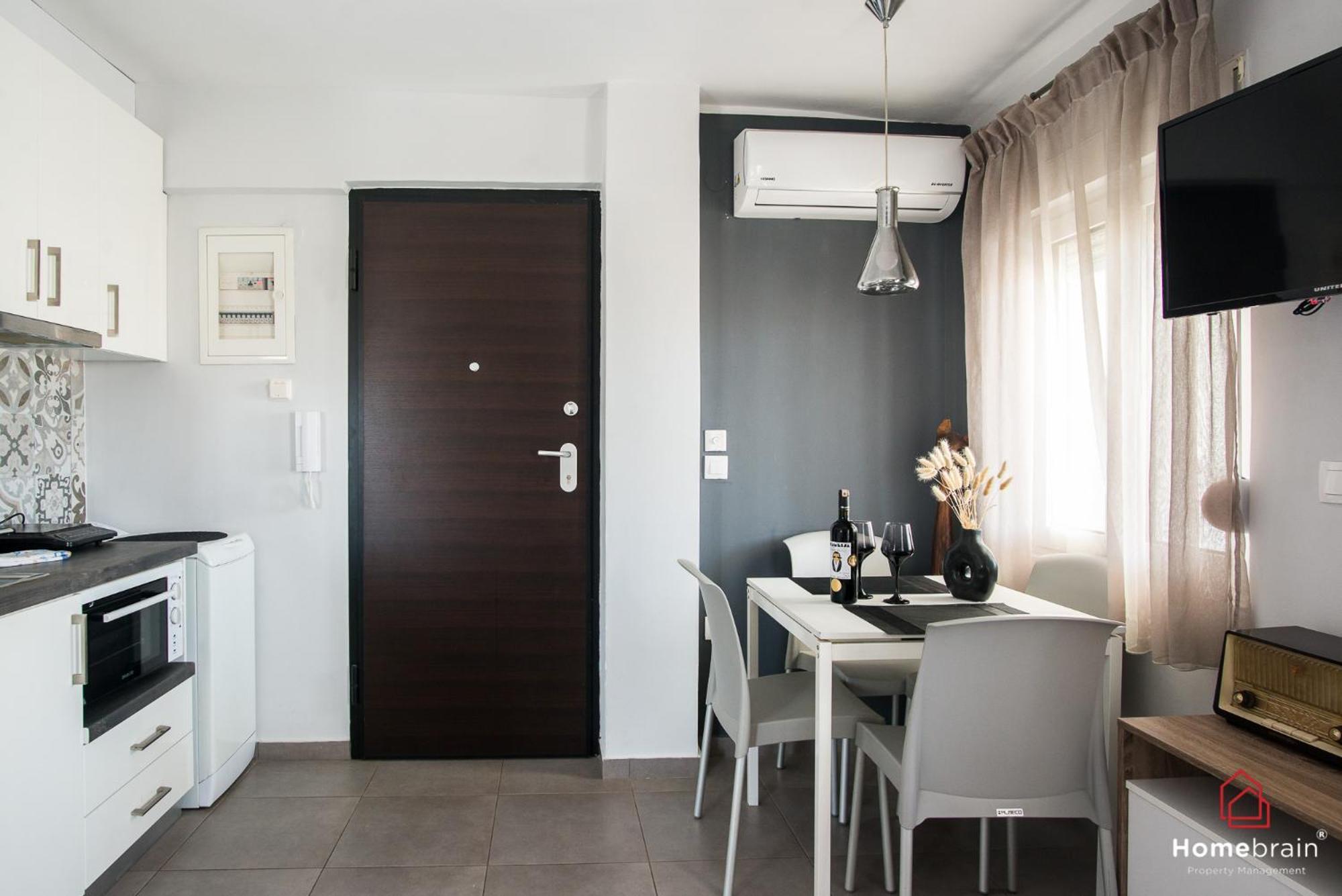 Pomegranade Luxury Apartment, Feels Like Home أليكسانثيربوليس المظهر الخارجي الصورة
