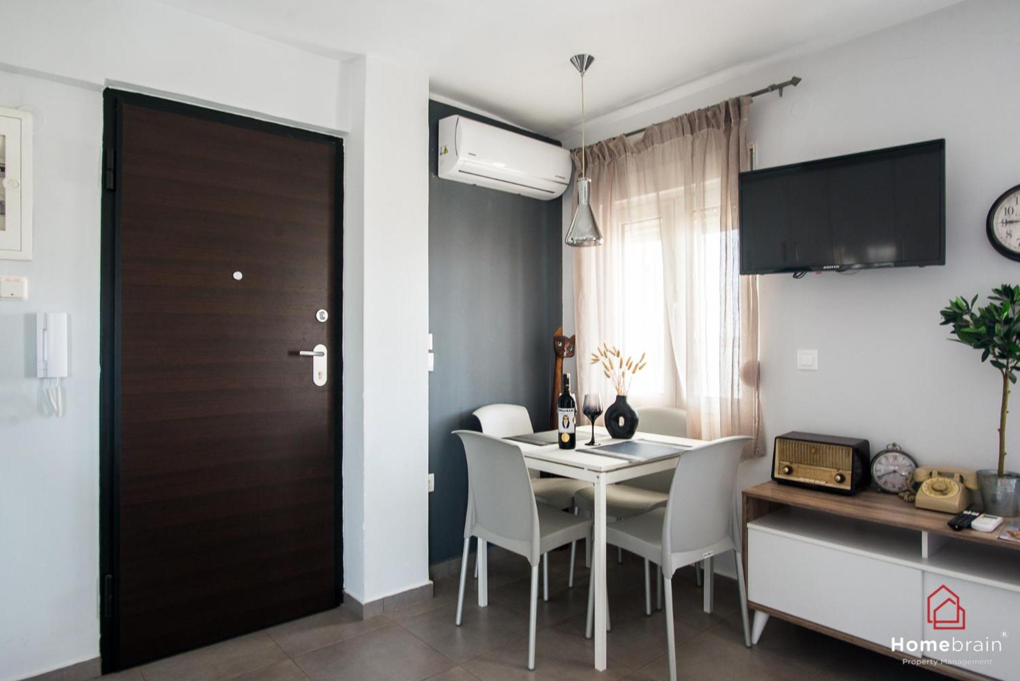 Pomegranade Luxury Apartment, Feels Like Home أليكسانثيربوليس المظهر الخارجي الصورة