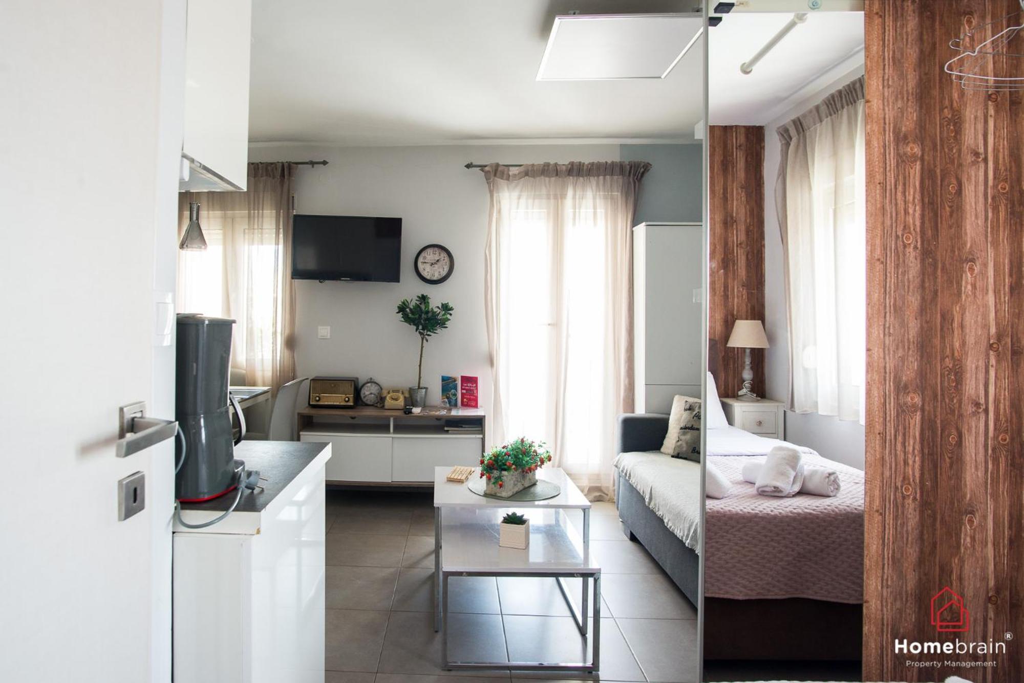Pomegranade Luxury Apartment, Feels Like Home أليكسانثيربوليس المظهر الخارجي الصورة